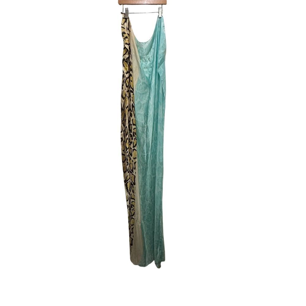 Gucci Oversize Wrap Scarf Shawl Animal Leopard Print Silk Blue
